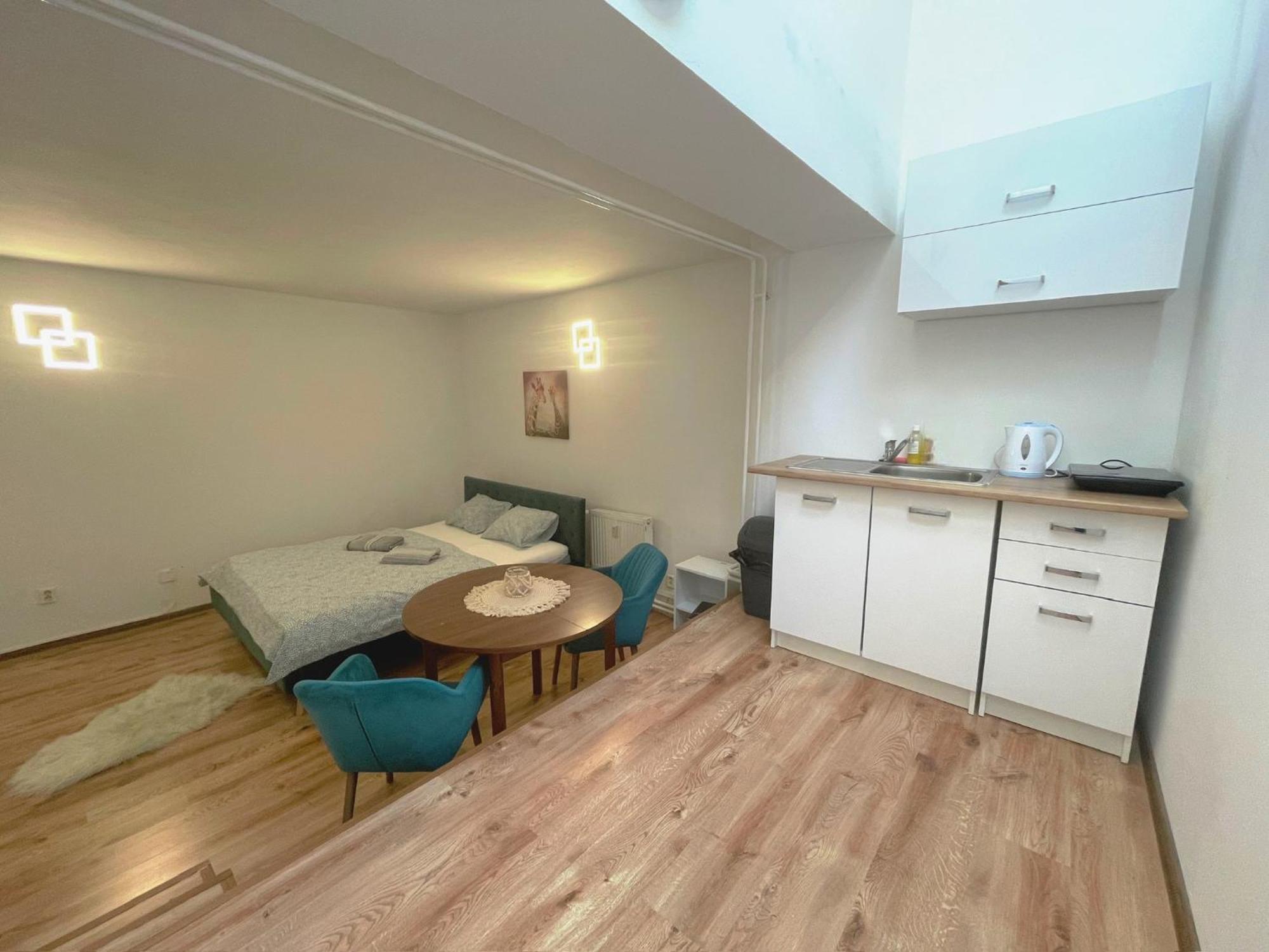 Central Apartment New Studio Košice Eksteriør billede