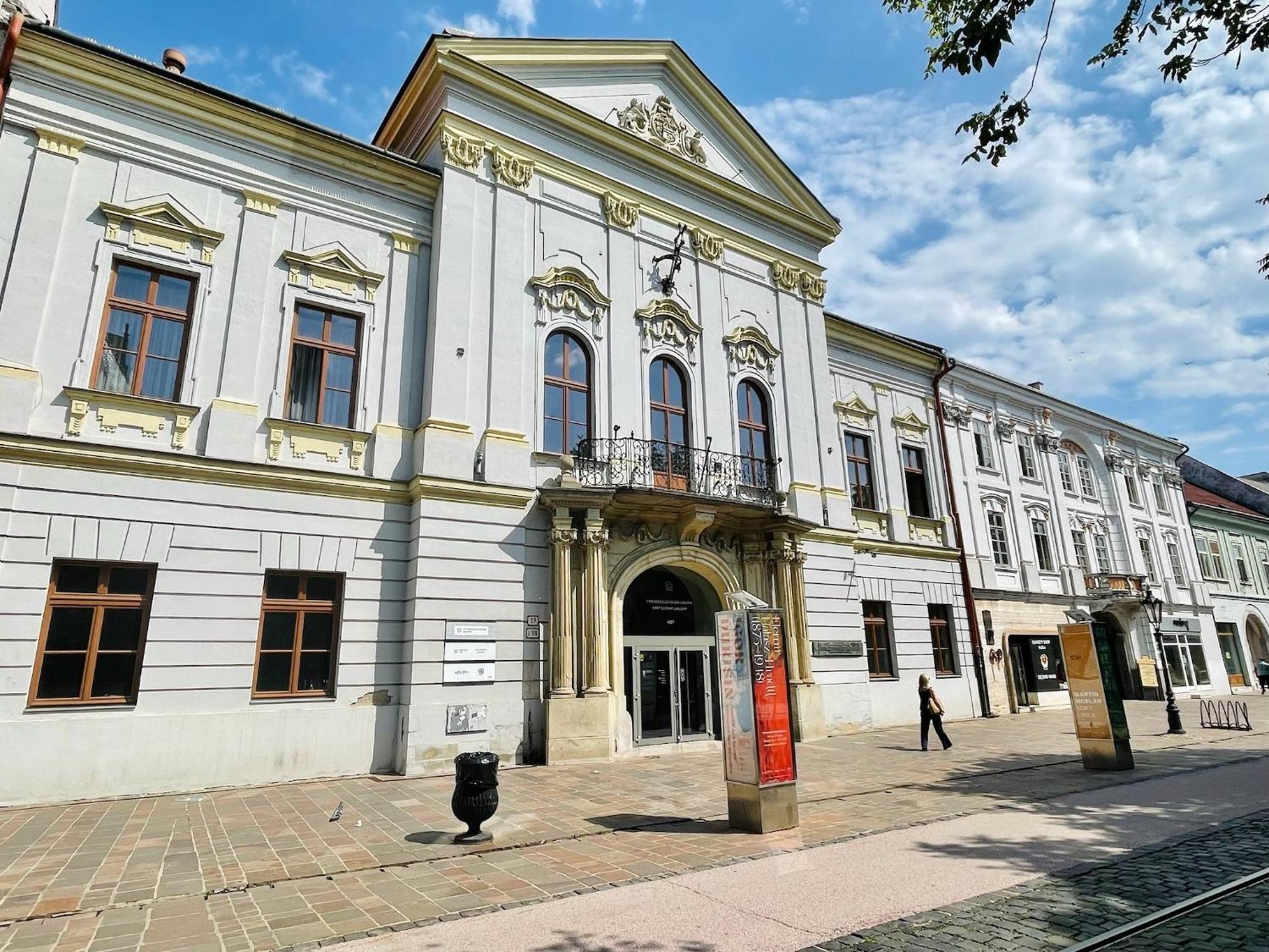 Central Apartment New Studio Košice Eksteriør billede